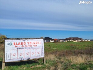 Eladó építési telek Mályiban, családi házas övezetben,Teljes Közművel!