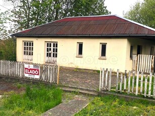 ELADÓ LAKÓHÁZ BALATONVILÁGOSON!