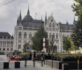 Eladó téglalakás Budapest, V. kerület, 1. emelet