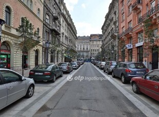 Eladó téglalakás Budapest, V. kerület, 1. emelet