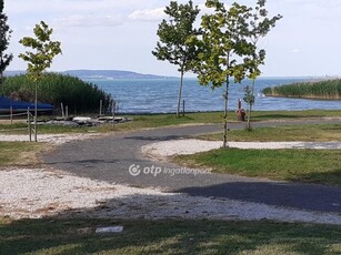 Eladó téglalakás Szántód, Balaton-part