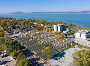 Eladó téglalakásBalatonlelle, földszint