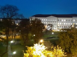 Eladó téglalakásBudapest, IX. kerület, Üllői út, 3. emelet