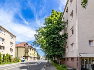 Eladó téglalakásMiskolc, Meggyesalja, 1. emelet