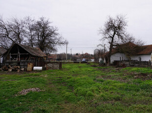 Eladó telek - Abádszalók