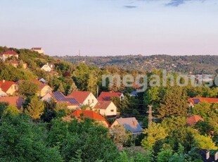 Eladó telek Budaörs