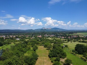 Eladó telek Dunabogdány