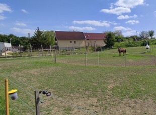 Eladó telekBicske, Hegyikastély