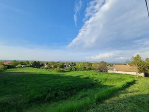 Eladó telekEtyek, Alcsúti út