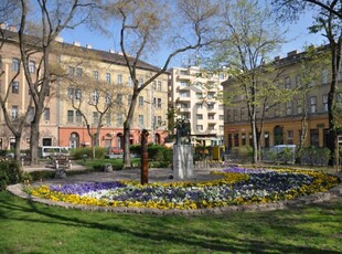 Eladó üzlethelyiség Budapest, VII. kerület, Belső Erzsébetváros