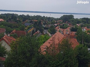 Elvehetetlen, örök BALATONI panorámás ház Vonyarcvashegyen eladó