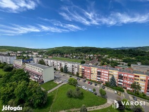 Gorkijon 1+2 félszobás, 10. emeleti, panorámás lakás eladó!