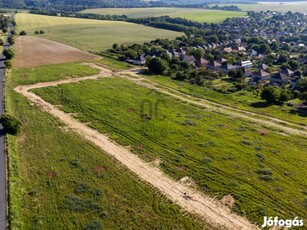 Kislődön egyedülálló építési telkek eladók.