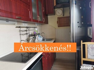 Kisvárdán 3 szobás, 1 emeleti lakás, és központban eladó !