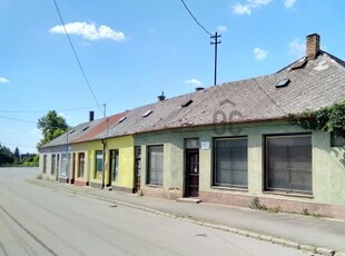 Eladó üzlethelyiség Pécs, Vasas