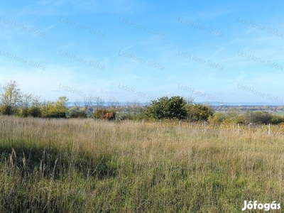 BALATONI PANORÁMÁS TELEK SIÓFOK-KILITI SZŐLŐHEGYEN!