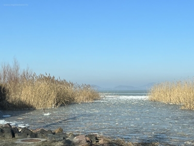 Balatonkeresztúr, ingatlan, telek, 7.500.000 Ft