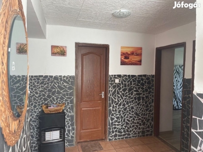 Kőszárhegy, Fehérvári utca, 64 m2-es, családi ház, 3 szobás