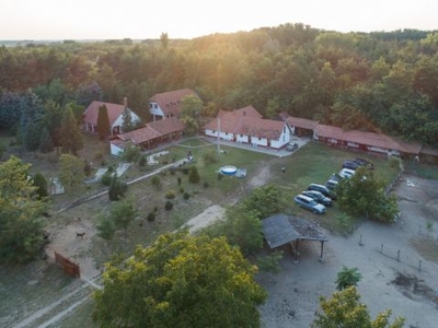 Eladó Ház, Bács-Kiskun megye Ballószög Falusi vendéglátásra kiépített tanya eladó!