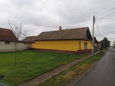 Eladó Ház, Jász-Nagykun-Szolnok megye Jászladány Jászladány Újszászi út