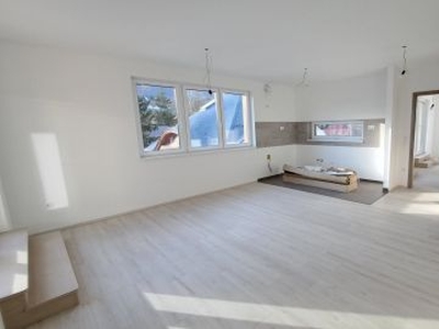 Eladó Lakás, Budapest 3 kerület Penthouse jellegű lakás Óbudán, teremgarázshellyel