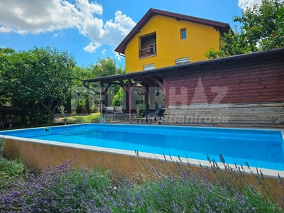 Nadap, ingatlan, ház, 300 m2, 95.990.000 Ft