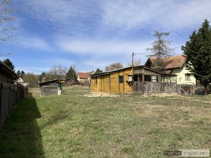 Eladó telek Erdőkertes