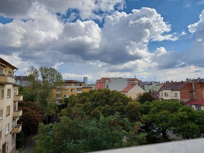 Eladó felújított lakás - Budapest XI. kerület