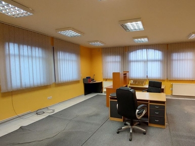 Eladó újszerű állapotú iroda - Szentendre