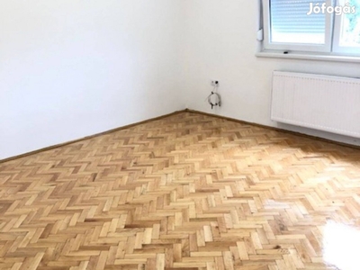 60 m2 lakás a Bólyai utcában kiadó