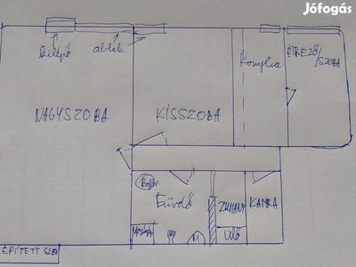 Szolnokon lakás, első emeleti 1+2 fél szobás ,tégla, gázos, jó állapot