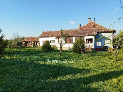 Újszász, ingatlan, ház, 100 m2, 12.900.000 Ft