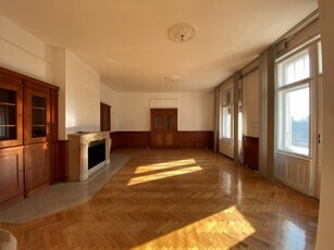 Eladó téglalakás Budapest, V. kerület, Belváros, Váci utca, 5. emelet