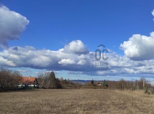 Eladó telek Balatonberény