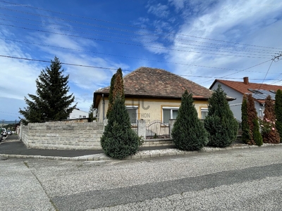 Dózsaváros, Veszprém, ingatlan, ház, 110 m2, 72.900.000 Ft