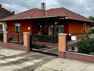Eladó családi ház - Ercsi, Gárdonyi Géza utca 33.