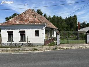 Bakonyszentlászlói családi ház