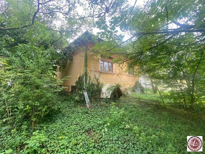 Eladó családi ház - Balatonakarattya, Veszprém megye