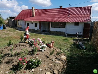 Eladó családi ház - Jászfényszaru, Jász-Nagykun-Szolnok megye