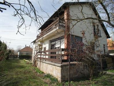 Eladó családi ház - Tököl, Pest megye