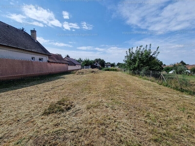 Eladó lakóövezeti telek - Hajdúböszörmény, H. Fekete Péter utca