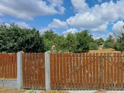 Eladó lakóövezeti telek - Komádi, Hajdú-Bihar megye