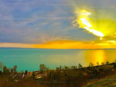 Eladó üdülőövezeti telek - Balatonakarattya, Orgona utca