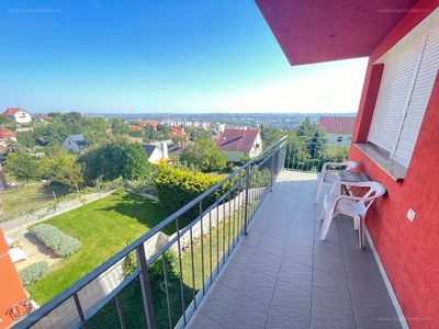 Pécs, ingatlan, lakás, 74 m2, 220.000 Ft