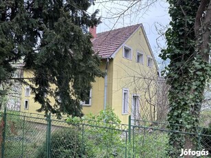 Eladó PANORÁMÁS BALATONGYÖRÖKI, CSALÁDI HÁZ