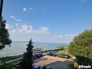 Eladó Balaton parti, panorámás lakás Fonyódon