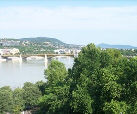 Eladó felújított lakás - Budapest V. kerület