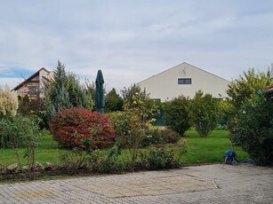 Eladó Ház, Zala megye Keszthely Kedvelt környék,kitűnő állapotban,igényes kétlakásos családi ház