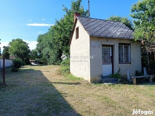 Eladó Üzlethelyiség, Lovászpatona