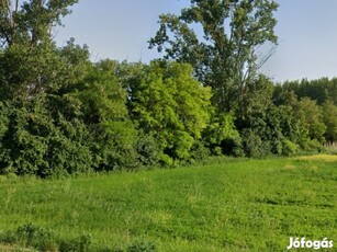 Győrladaméren lakóövezeti telek eladó